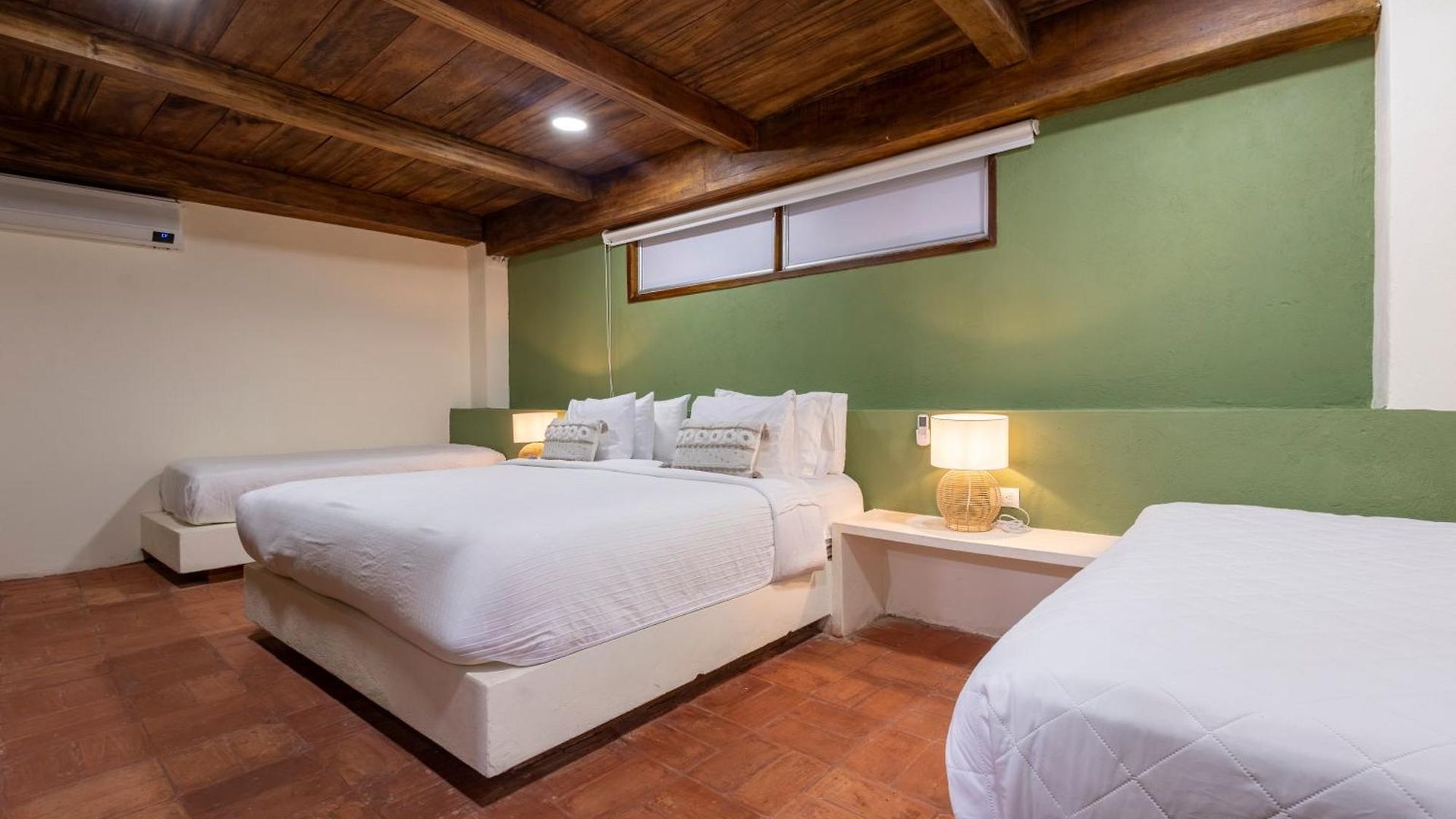 Casa De La Alegría Boutique *