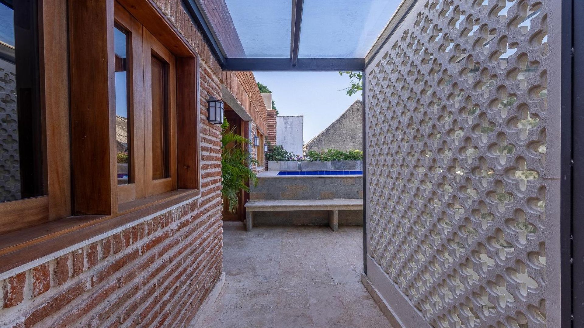 Casa De La Alegría Boutique *